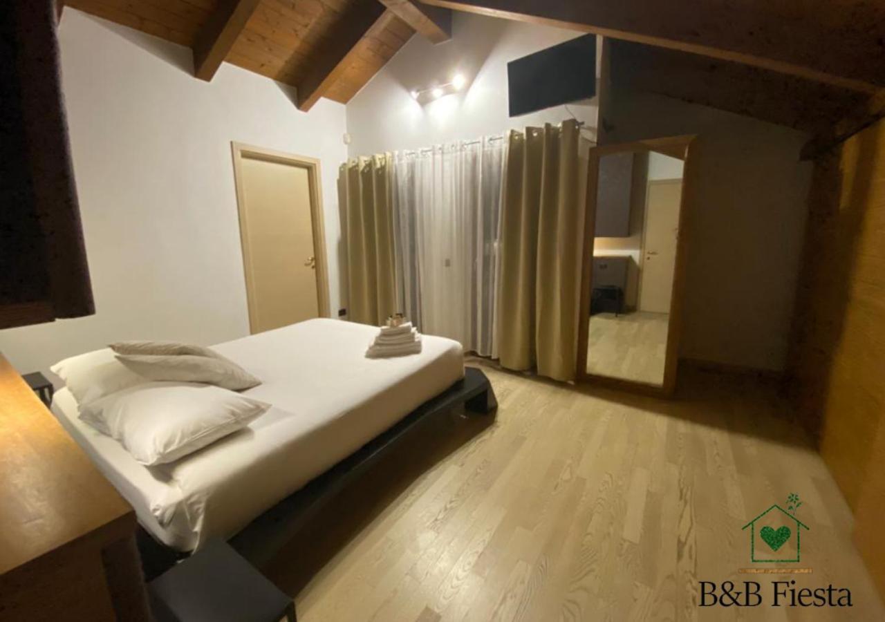 Villa Fiesta Oggiono エクステリア 写真