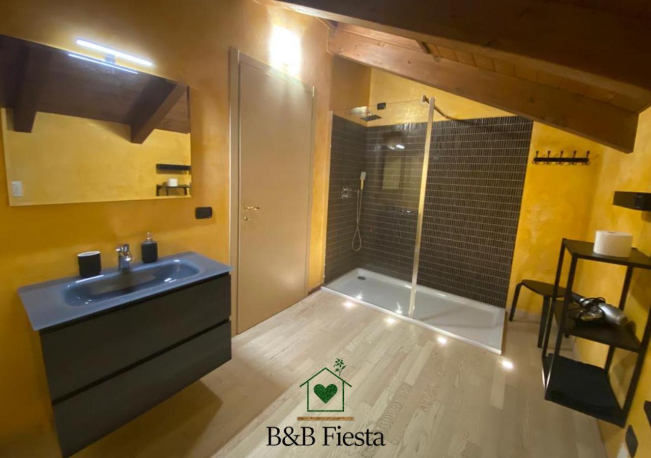 Villa Fiesta Oggiono エクステリア 写真